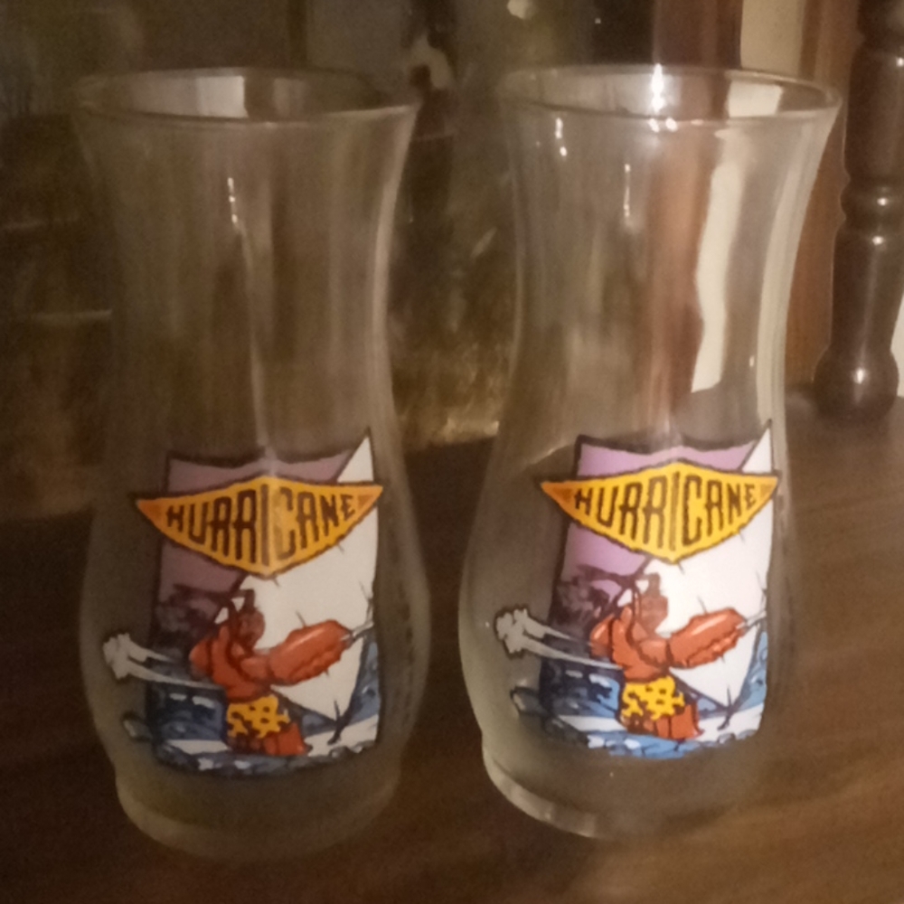 Red lobster tail back glass